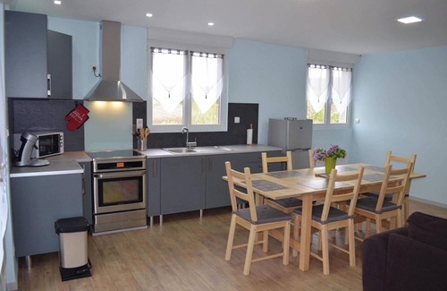 Chavot-Courcourt Maison | Homerez - Casa con jardín en Chavot-Courcourt