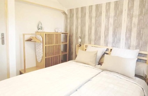 Chouzy-sur-Cisse Maison | Homerez - House for 2 ppl. with shared pool, sauna, jacuzzi, spa and garden