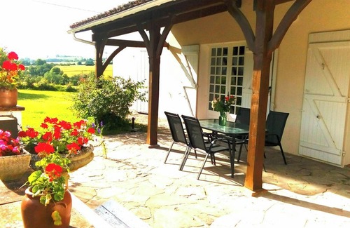 Lannes Maison | Homerez - Maison à Lannes, terrasse and jardin