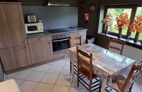Montignies-sur-Roc Maison | Homerez - House in Montignies-sur-Roc