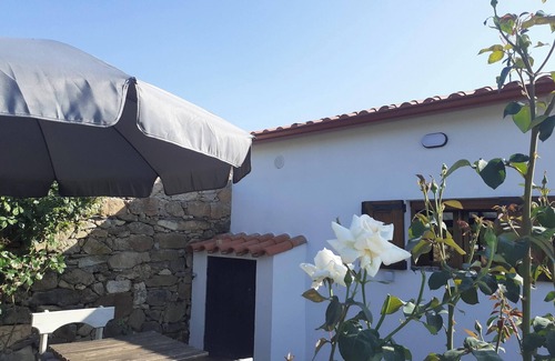 Salsas Maison | Homerez - House in Parada with mountain view