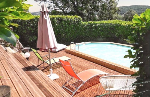 Pierrefiche Maison | Homerez - Maison à Pierrefiche