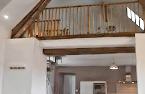 Saint-Pierre-de-Lamps Maison | Homerez - House in quiet Levroux