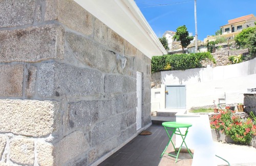 Vila Nova de Famalicao Maison | Homerez - Maison à Requião avec piscine