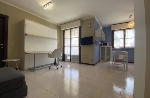 Vercelli Appartement | Homerez - Appartement moderne à Vercelli - 50 m² avec balcon