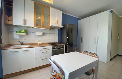 Vercelli Appartement | Homerez - Appartement moderne à Vercelli - 50 m² avec balcon
