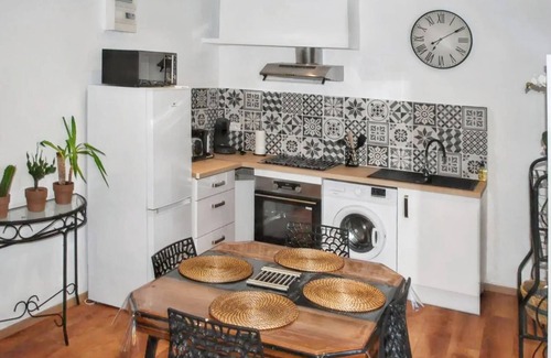 Nyons Appartement | Homerez - Appartement moderne à Nyons - 60 m² - Vue montagne