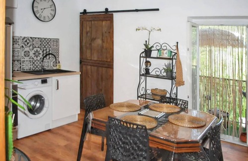 Nyons Appartement | Homerez - Appartement moderne à Nyons - 60 m² - Vue montagne