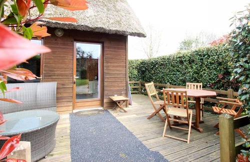 Bonneville-la-Louvet Appartement | Homerez - Nice appartement for 3 ppl. at Bonneville-la-Louvet