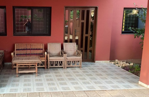 Porto-Novo Appartement | Homerez - Nice appartement for 6 ppl. with shared pool and garden at Porto-Novo