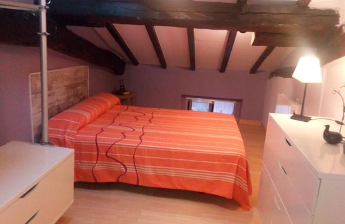 Barakaldo Appartement | Homerez - Joli appartement pour 4 pers. à Barakaldo