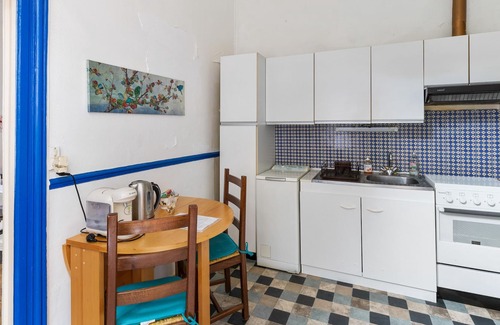 Sens Appartement | Homerez - Nice appartement for 2 ppl. with garden at Sens
