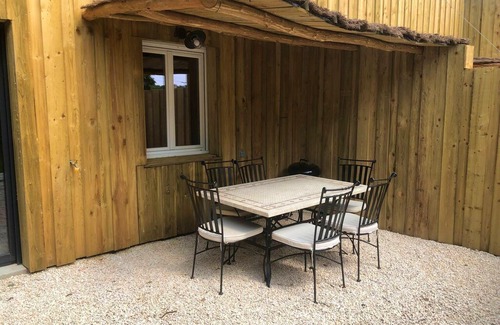 Clermont-Creans Chalet De Ski | Homerez - Nice chalet for 7 ppl. with shared pool and terrace at Clermont-Créans