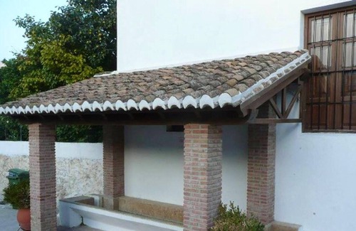 Pinos del Valle Maison | Homerez - Jolie maison pour 4 pers. avec terrasse à Pinos del Valle