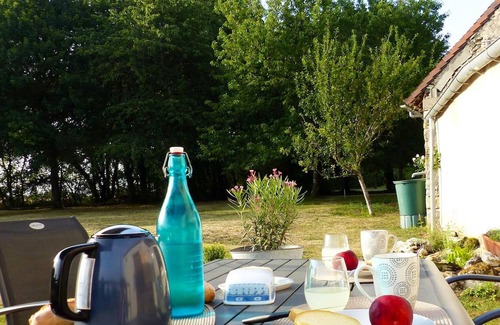 Concremiers Maison | Homerez - Nice house for 2 ppl. with terrace at Concremiers
