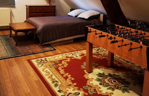Le Vaudreuil Maison | Homerez - Nice house for 6 ppl. with garden and terrace at Le Vaudreuil