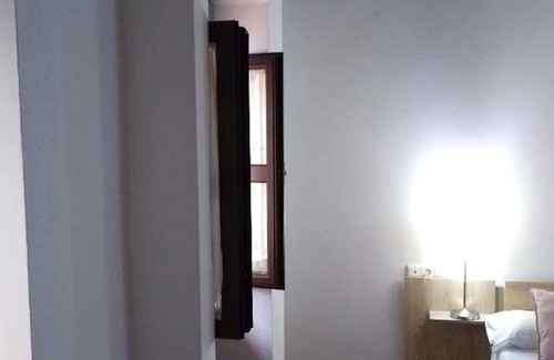 Doctor Barraquer-Grupo Renfe-Policlinico Appartement | Homerez - Nice studio for 2 ppl. at Sevilla