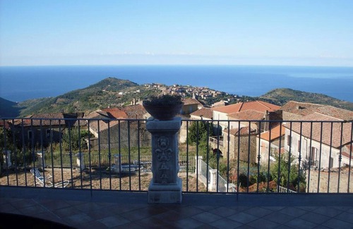San Mauro Cilento Appartement | Homerez - Appartement Vue Mer, San Mauro Cilento