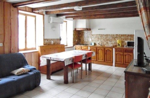 Septmoncel Maison | Homerez - Maison isolée et calme à Septmoncel avec vue sur montagne