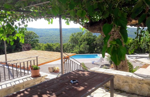 Ripenda Verbanci Villa | Homerez - Villa à 5 km de la plage pour 6 pers. avec piscine à Ripenda Verbanci