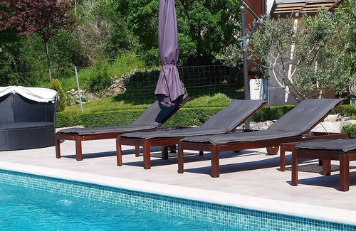 Ripenda Verbanci Villa | Homerez - Villa à 5 km de la plage pour 6 pers. avec piscine à Ripenda Verbanci