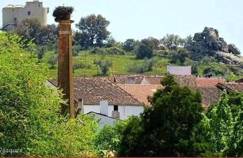 Encinasola Maison | Homerez - Maison spacieuse pour 6 pers. avec terrasse et balcon à Encinasola