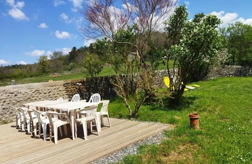 Domeyrat Maison | Homerez - Maison spacieuse à Domeyrat + grand jardin