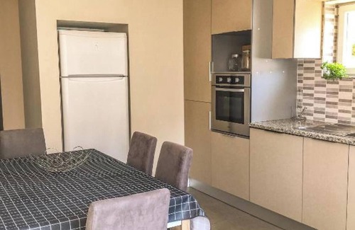 Atalaia Maison | Homerez - Maison spacieuse à Atalaia avec piscine partagée