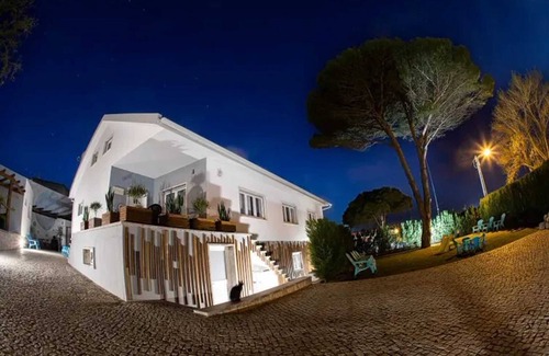 Atalaia Maison | Homerez - Maison spacieuse à Atalaia avec piscine partagée