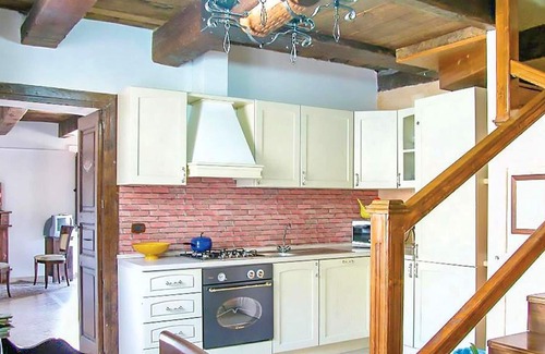 Morano Calabro Appartement | Homerez - Appartement spacieux pour 8 pers. avec balcon à Morano Calabro