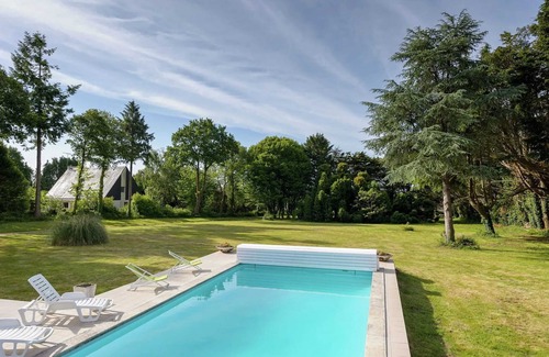 Concarneau Villa | Homerez - Spacious Villa in Concarneau with Private Pool