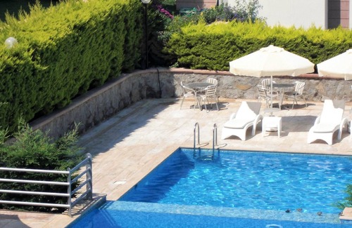 Turgutreis Villa | Homerez - Villa à 800 m de la plage pour 6 pers. avec piscine partagée et jardin