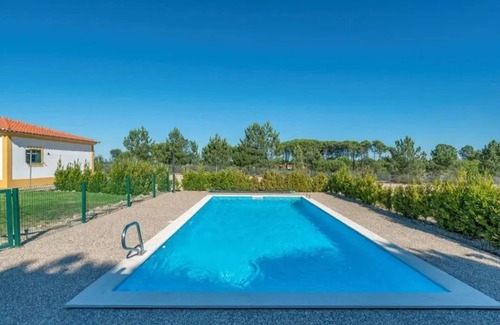 Grandola Villa | Homerez - Villa spacieuse avec piscine privée à Grândola