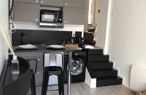 Vallieres Appartement | Homerez - Studio in Clermont-Ferrand