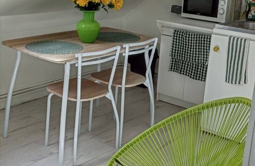 Sainte-Anne - Faubourg Noyon Appartement | Homerez - Estudio en Amiens, vistas a la ciudad