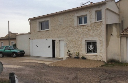Lunel-Viel Appartement | Homerez - Studio in Lunel-Viel