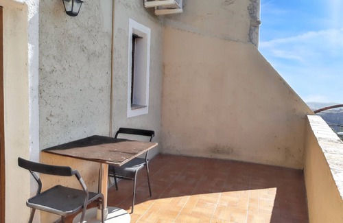 Badolato Appartement | Homerez - Studio avec vue mer à Badolato