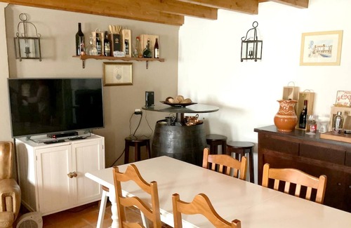 Pedrogao Villa | Homerez - Villa pour 5 pers. avec piscine partagée, jacuzzi, jardin et terrasse