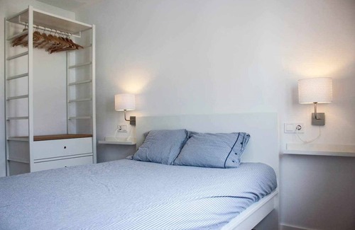 Parque Ayala Appartement | Homes - Center and Beach - Train station