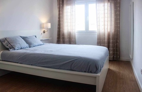 Parque Ayala Appartement | Homes - Center and Beach - Train station
