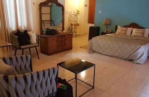 Sri Jayawardenepura Kotte Maison | Homestay in Rajagiriya with Easy access to Colombo
