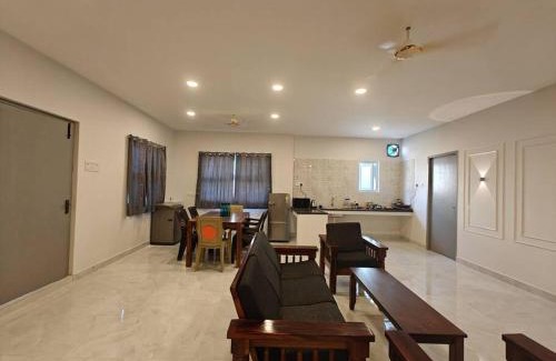 Pallavaram Villa | HOMESTAY - AC 5 BHK NEAR AlRPORT