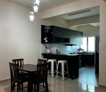 Teras Maison | Homestay Adyana