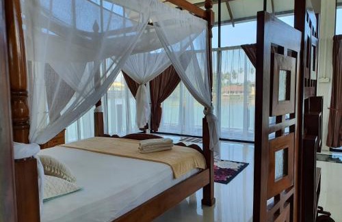 Kota Bharu Maison | Homestay ALA Riverview Lodge Kota Bharu