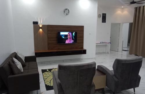 Parit Jawa Maison | Homestay Asam Pedas Parit Jawa Muar