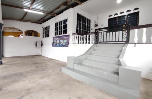 Jengka Chalet De Ski | Homestay Bakti Rantau Perintis Free NETFLIX