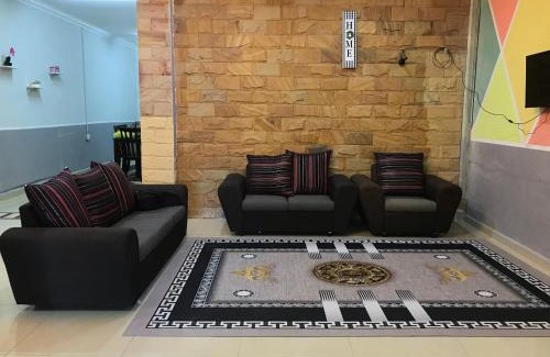 Kampong Raja Maison | Homestay D'Besut