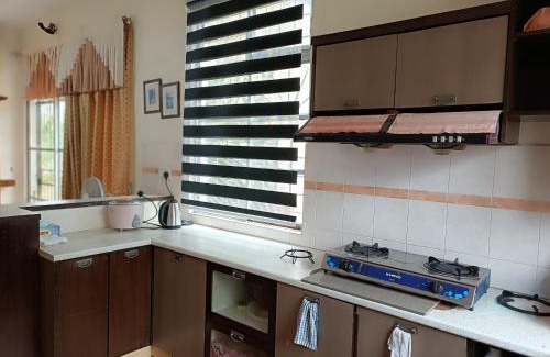 Sungai Baru Tengah Maison | HOMESTAY D'Manggis