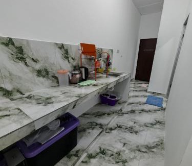 Banting Maison | HOMESTAY DATUL BANTING #7, 1bilik 4-6org, Near Kolej Matrikulasi Sgor , HargaB40, Mvslim shj, #NO TOWEL