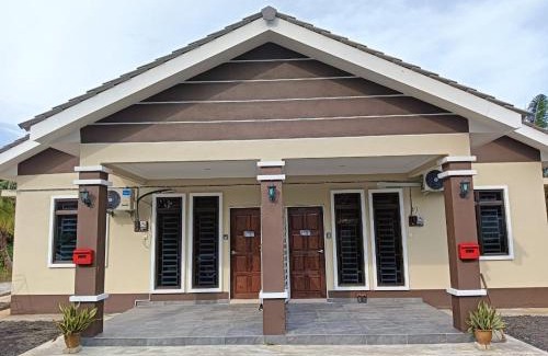 Sungai Pelek Maison | HOMESTAY DESA TERATAI